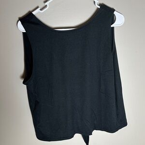 Black Sleeveless Backless Women's Top